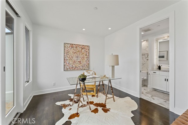 444 Morning Canyon Road, Corona del Mar CA: https://media.crmls.org/medias/99c5e29f-5b20-43e6-b651-9009f57af850.jpg