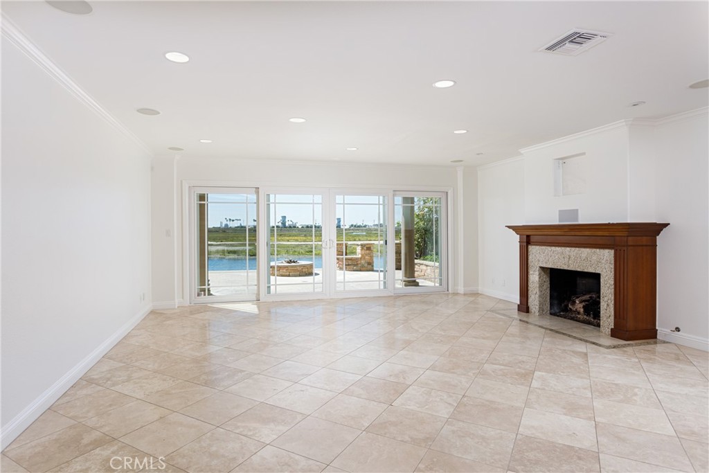 99c60d94 44c8 4c18 B018 2d161cebb076