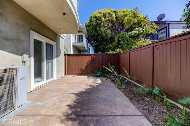 Detail Gallery Image 35 of 36 For 1726 Carlson Ln, Redondo Beach,  CA 90278 - 3 Beds | 2/1 Baths