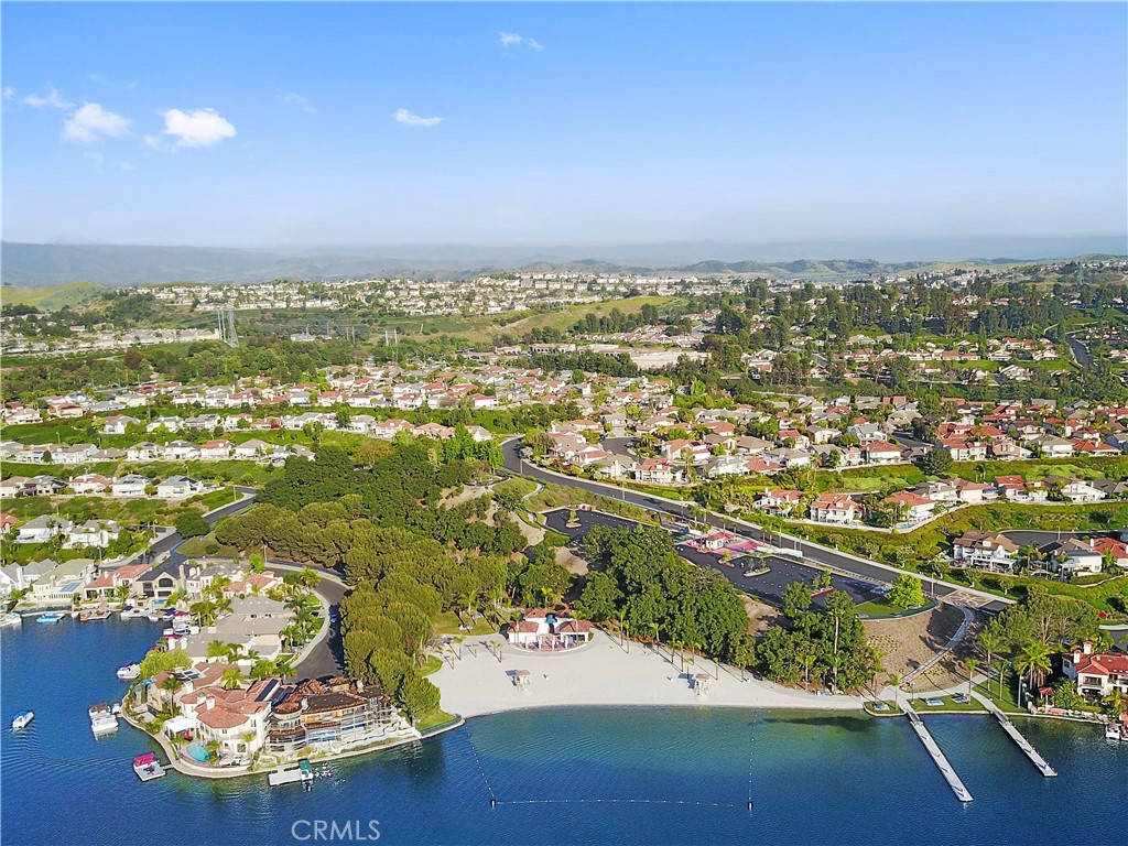 MLS #OC25243324 image #44