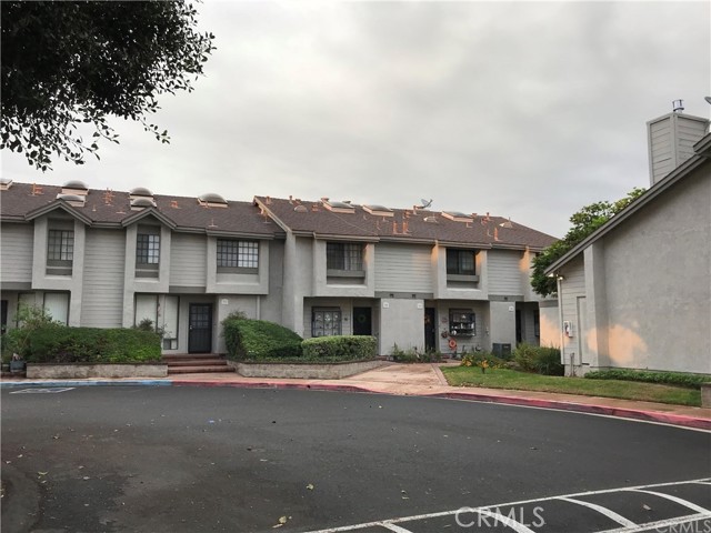 Detail Gallery Image 29 of 39 For 2220 E Chapman Ave #34,  Fullerton,  CA 92831 - 2 Beds | 1/1 Baths