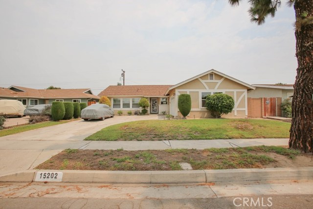 15202 Newcastle Ln, Huntington Beach, CA 92647