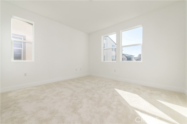 Detail Gallery Image 30 of 37 For 466 Lobata, Irvine,  CA 92618 - 4 Beds | 3/1 Baths