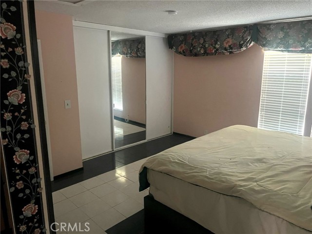 3050 Madison Avenue, Costa Mesa CA: https://media.crmls.org/medias/99c813f9-721c-4604-a337-e17bc8eb9b21.jpg