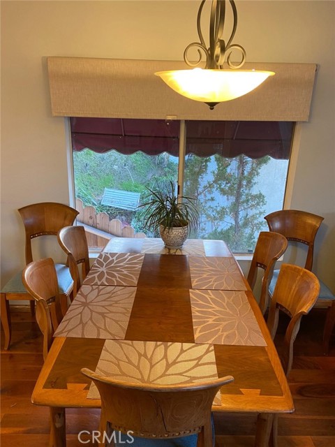 Detail Gallery Image 19 of 44 For 612 Alta Vista, Glendale,  CA 91205 - 3 Beds | 2/1 Baths