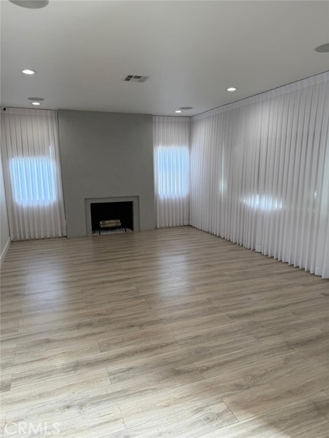 22539 Dolorosa Street, Woodland Hills CA: https://media.crmls.org/medias/99c91fab-a3a8-4a4f-8ca2-b19b9a88b76f.jpg