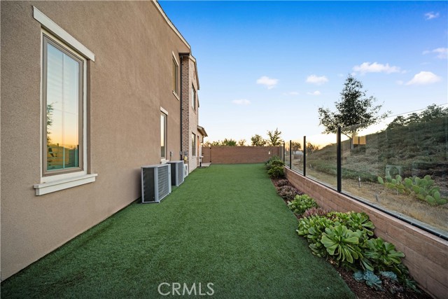 101 Lustro, Irvine CA: https://media.crmls.org/medias/99ca75b9-d948-42b4-8b89-1158a5df7dd8.jpg