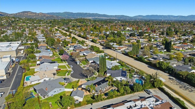 Detail Gallery Image 43 of 43 For 6443 Gross Ave, West Hills,  CA 91307 - 3 Beds | 2 Baths