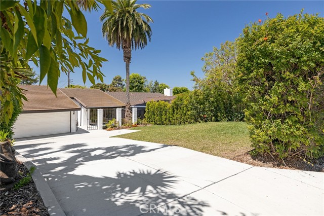 2533 Palos Verdes Drive West, Palos Verdes Estates, California 90274, 3 Bedrooms Bedrooms, ,1 BathroomBathrooms,Single Family Residence,For Sale,Palos Verdes Drive West,SB24153727