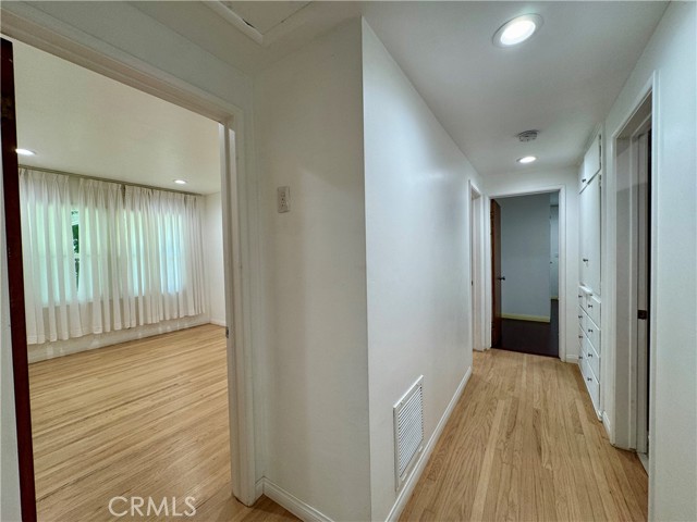 3030 San Juan Drive, Fullerton CA: https://media.crmls.org/medias/99cb68c2-184d-4667-bdf7-16814236077f.jpg