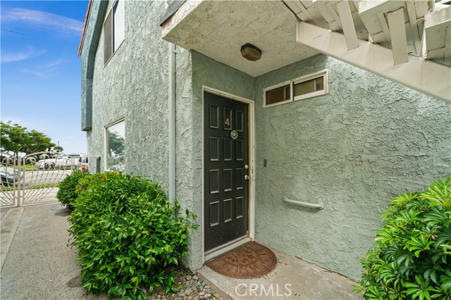 Detail Gallery Image 21 of 32 For 805 Ocean Ave #4,  Seal Beach,  CA 90740 - 3 Beds | 2 Baths