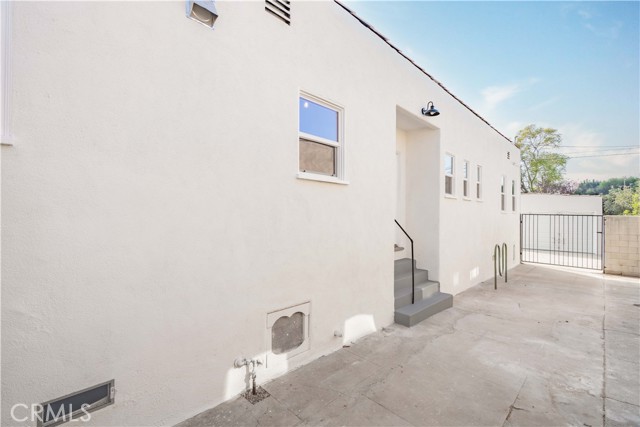 Detail Gallery Image 36 of 38 For 6815 Haas Ave, Los Angeles,  CA 90047 - 3 Beds | 2 Baths