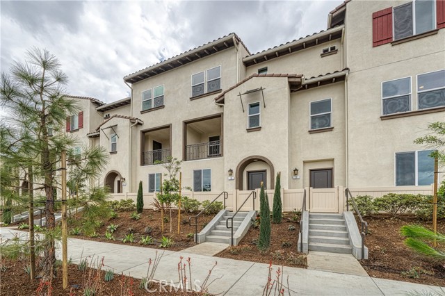 Detail Gallery Image 1 of 38 For 2440 E Lincoln Ave #3,  Anaheim,  CA 92806 - 4 Beds | 3/1 Baths