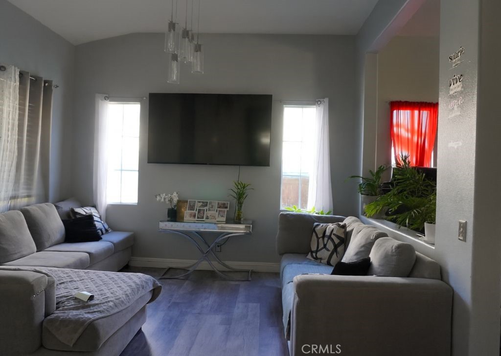 MLS #CV25243531 image #5