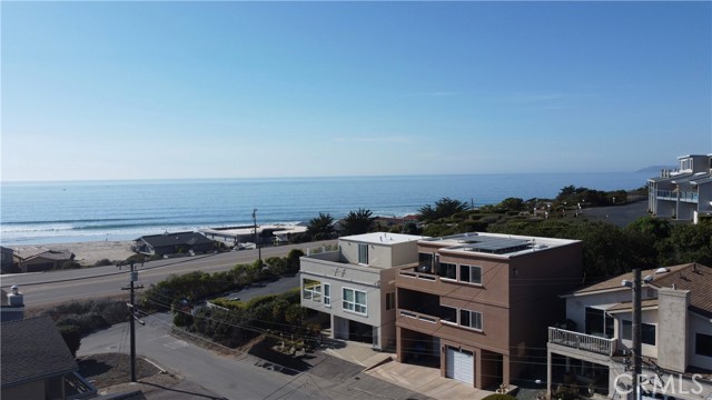Detail Gallery Image 1 of 45 For 325 Zanzibar St, Morro Bay,  CA 93442 - 3 Beds | 2/2 Baths