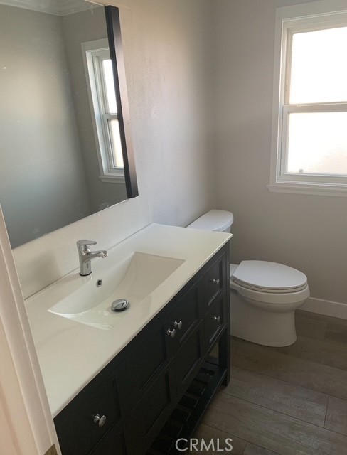 Detail Gallery Image 4 of 12 For 1613 Kane Ave, Simi Valley,  CA 93065 - 4 Beds | 2/1 Baths