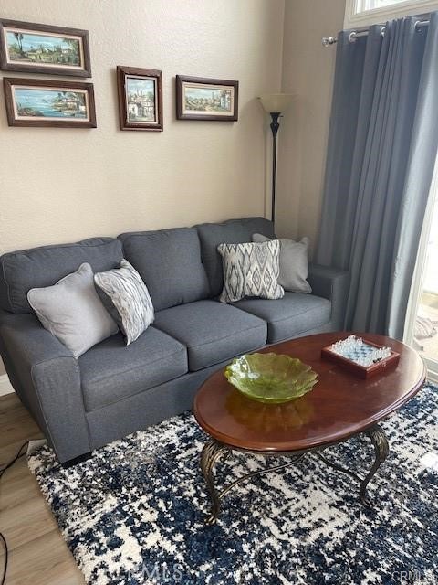 Detail Gallery Image 22 of 26 For 2017 Orchard Dr #D,  Placentia,  CA 92870 - 3 Beds | 2/1 Baths