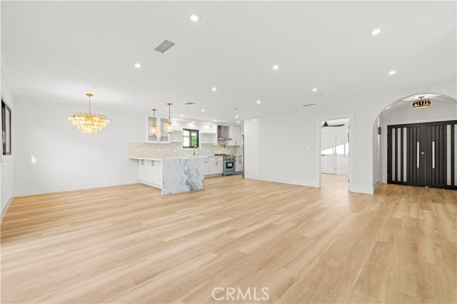 Detail Gallery Image 18 of 40 For 16243 Chatsworth St, Granada Hills,  CA 91344 - 3 Beds | 2 Baths
