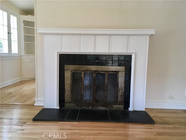 11958 Sarah Street, Valley Village CA: https://media.crmls.org/medias/99cfa8f6-c41b-4cfe-8e85-4fb97cc66f46.jpg