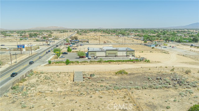 Detail Gallery Image 4 of 20 For 90 Palmdale Blvd, Sun Village,  CA 93543 - – Beds | – Baths