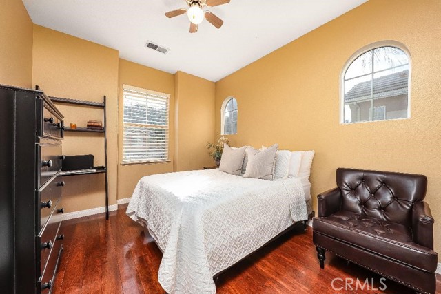 Detail Gallery Image 17 of 21 For 27635 Elkwood Ln, Castaic,  CA 91384 - 4 Beds | 2/1 Baths