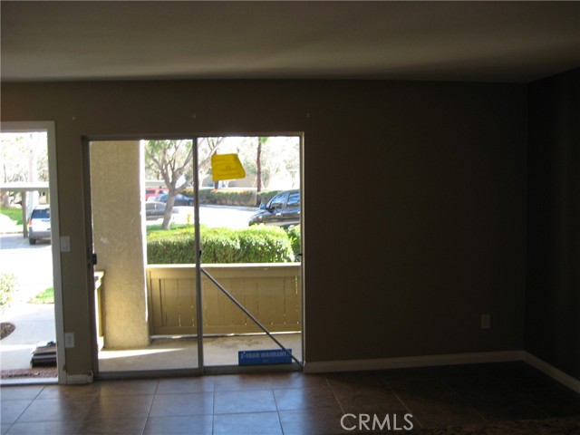 Detail Gallery Image 7 of 17 For 2085 Highpointe, Corona,  CA 92879 - 1 Beds | 1 Baths