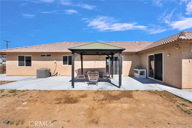 Detail Gallery Image 33 of 43 For 18125 Catalpa, Hesperia,  CA 92345 - 4 Beds | 2 Baths