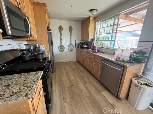 531 N O Street, Lompoc CA: https://media.crmls.org/medias/99d3c5a4-a902-4581-a8c9-aa4c4838f422.jpg