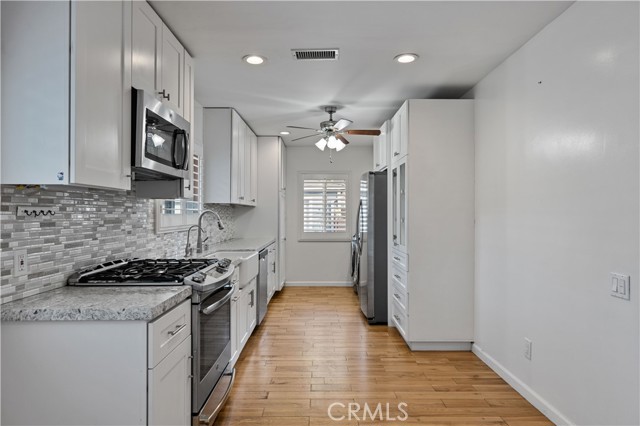 Detail Gallery Image 12 of 32 For 1305 Aristo, Glendale,  CA 91201 - – Beds | – Baths