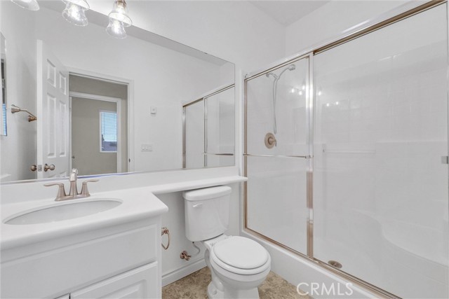 Detail Gallery Image 5 of 39 For 9058 Chimney Rock Ave, Hesperia,  CA 92344 - 4 Beds | 3 Baths