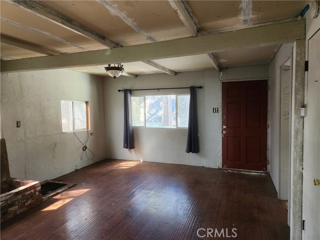 23913 Inspiration Road, Crestline CA: https://media.crmls.org/medias/99d62143-abce-46f5-bccd-ea39516536d3.jpg