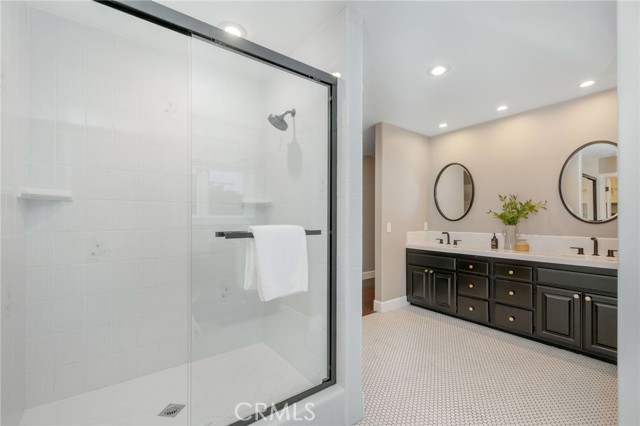 1704 Poinsettia, Manhattan Beach, California 90266, 4 Bedrooms Bedrooms, ,3 BathroomsBathrooms,Residential,For Sale,Poinsettia,SB26093212