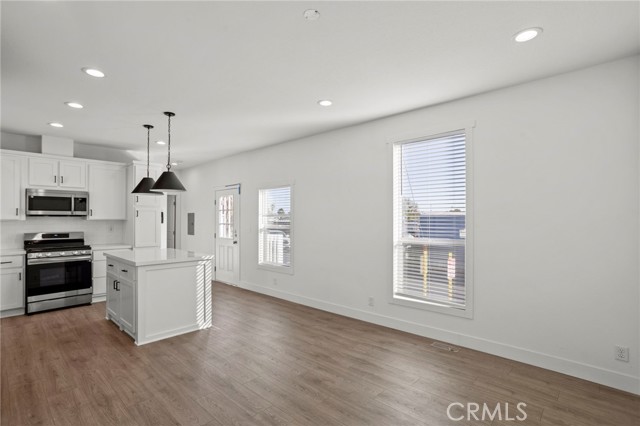 Detail Gallery Image 13 of 32 For 6154 Mission Bld #65,  Jurupa Valley,  CA 92509 - 3 Beds | 2 Baths