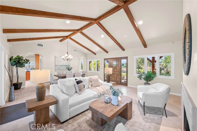 Detail Gallery Image 9 of 74 For 39190 Corte Venture, Temecula,  CA 92592 - 6 Beds | 5/1 Baths