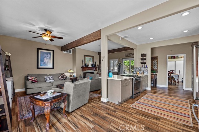 Detail Gallery Image 14 of 37 For 12738 Wilmac Ave, Grand Terrace,  CA 92313 - 3 Beds | 2 Baths