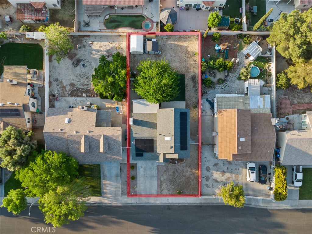 https://media.crmls.org/medias/99d8c358-c4d9-4ef7-a04a-b26409a6c829.jpg?preset=X-Large