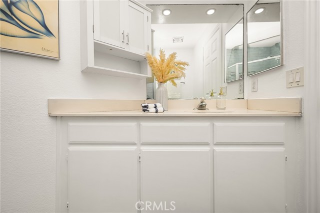 Detail Gallery Image 42 of 58 For 1200 Pacific Coast #306,  Huntington Beach,  CA 92648 - 2 Beds | 2 Baths