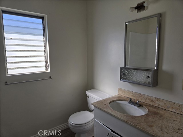 Detail Gallery Image 7 of 7 For 15815 Landmark Dr #5,  Whittier,  CA 90604 - 1 Beds | 1 Baths