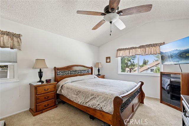 1251 Shakespeare Drive, Riverside CA: https://media.crmls.org/medias/99daaca0-38e1-4ce8-b9da-4bfb2f67cd45.jpg