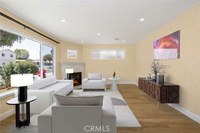 4317 W 166th Street, Lawndale CA: https://media.crmls.org/medias/99dacefa-afdb-4dc3-b14a-422281e954e4.jpg