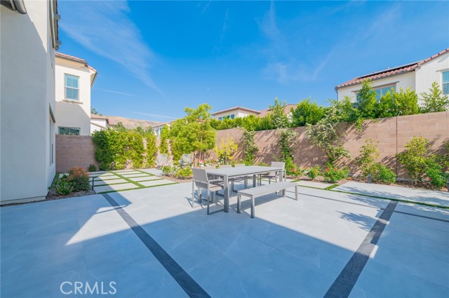 Detail Gallery Image 45 of 56 For 58 Longchamp, Irvine,  CA 92602 - 4 Beds | 4/1 Baths