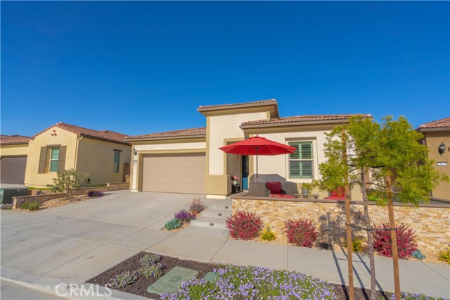 Detail Gallery Image 2 of 30 For 24159 Evesong Dr, Corona,  CA 92883 - 3 Beds | 2 Baths