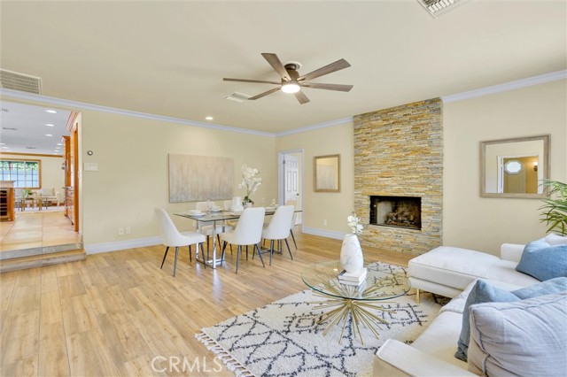 Detail Gallery Image 14 of 43 For 10650 Owensmouth Ave, Chatsworth,  CA 91311 - 5 Beds | 4/1 Baths
