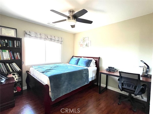 Detail Gallery Image 13 of 25 For 24336 Caladium, Valencia,  CA 91354 - 3 Beds | 2/1 Baths