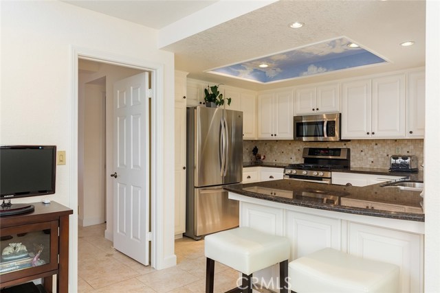 110 Prospect Avenue, Redondo Beach, California 90277, 3 Bedrooms Bedrooms, ,2 BathroomsBathrooms,Residential,Sold,Prospect,SB17007190