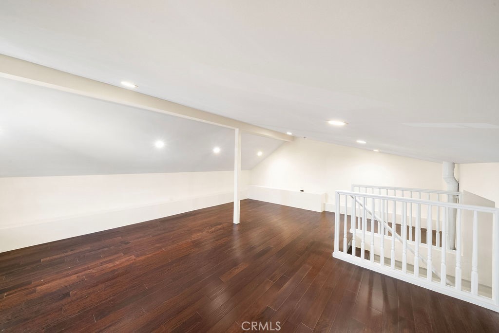 MLS #LG25240646 image #11