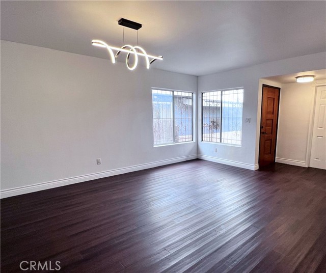 Detail Gallery Image 6 of 16 For 4515 W 137th, Hawthorne,  CA 90250 - 5 Beds | 4 Baths