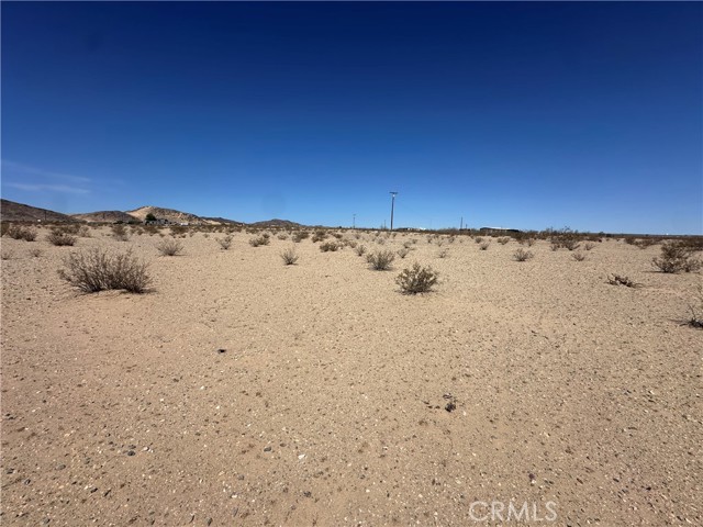 Detail Gallery Image 3 of 11 For 68732 Indian Trl, Twentynine Palms,  CA 92277 - – Beds | – Baths