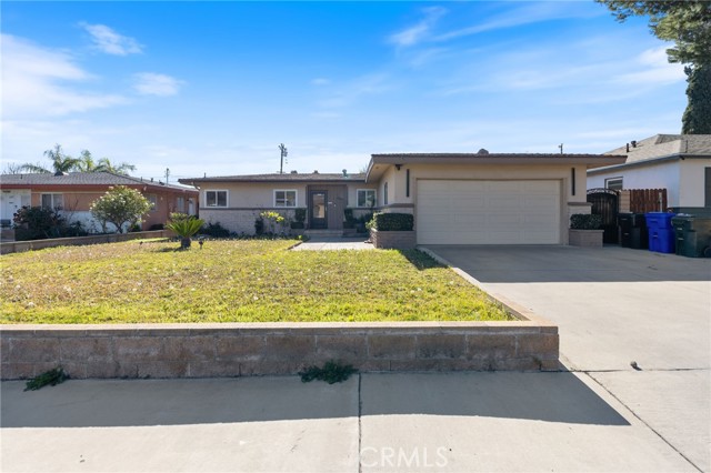 17349 Barbee Street, Fontana, California 92336, 3 Bedrooms Bedrooms, ,2 BathroomsBathrooms,Single Family Residence,For Sale,Barbee,CV25004150