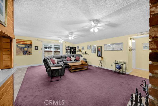 Detail Gallery Image 6 of 51 For 1005 E Woodland Ln, Glendora,  CA 91741 - 4 Beds | 3 Baths